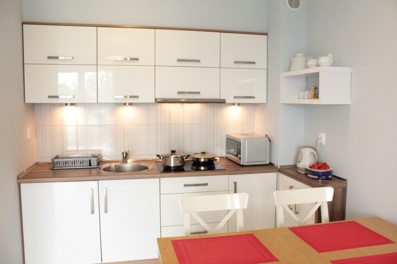 Apartament Kapitanski Bursztynowe Komnaty Darlowko Exterior photo